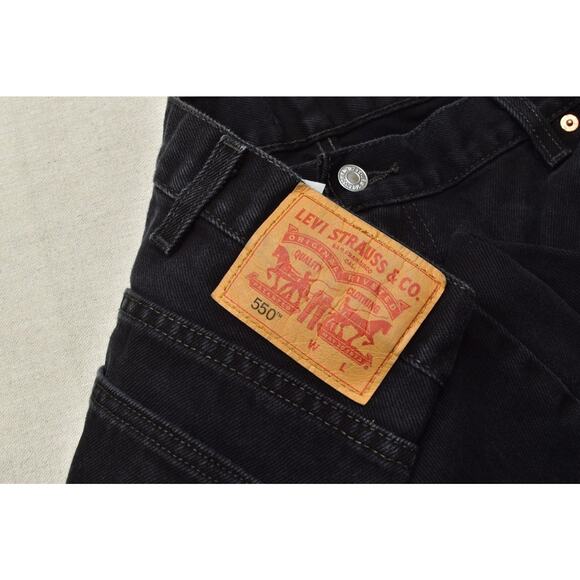 Levi's 550 Relaxed Fit Black Jeans Men's Plus Size 48x30 100% Cotton Zip Solid - Picture 5 of 8